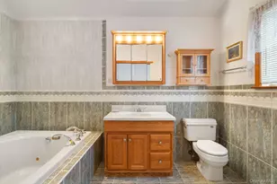 3848 Cordwood Ln, Seaford, NY 11783 - Photo 16