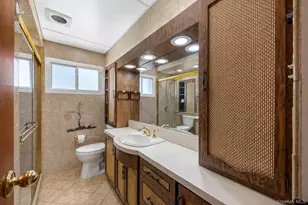 62 Wellesley Ln, Hicksville, NY 11801 - Photo 18