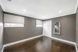 62 Wellesley Ln, Hicksville, NY 11801 - Photo 14