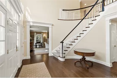 87 4th Street, Garden City, NY 11530 - Photo 4