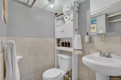 10749 117th Street, Richmond Hill, NY 11419 - Photo 18
