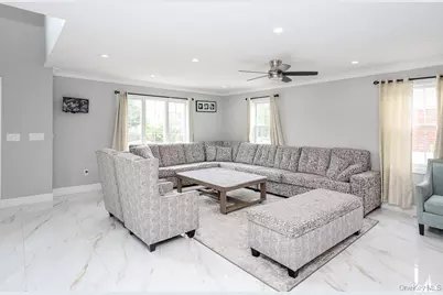 42 Celler Avenue, New Hyde Park, NY 11540 - Photo 8