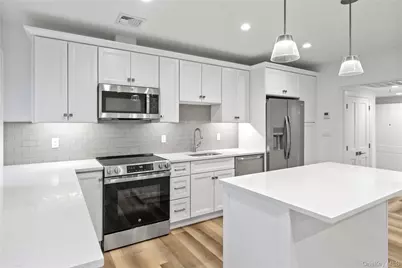 71 W Main Street #2A, Oyster Bay, NY 11771 - Photo 4