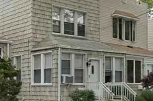77-33 79th Pl, Glendale, NY 11385 - Photo 2