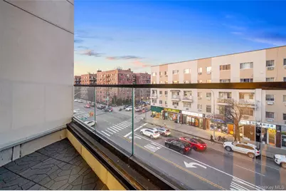 150-02 Northern Boulevard #3L, Flushing, NY 11354 - Photo 10