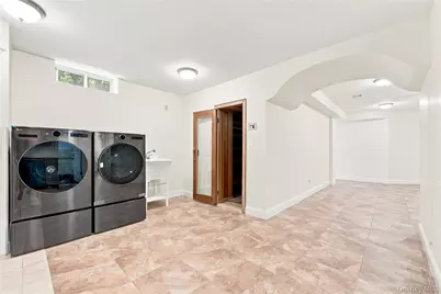 3340 157th Street, Flushing, NY 11354 - Photo 18