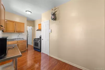 941 Jerome Avenue #11G, Bronx, NY 10452 - Photo 8
