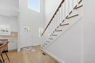 72 Farm Acre Cir, Mount Sinai, NY 11766 - Photo 4
