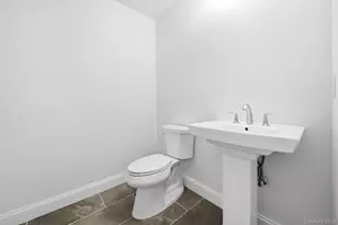72 Farm Acre Cir, Mount Sinai, NY 11766 - Photo 16