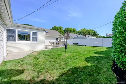 1436 Wilson Road, East Meadow, NY 11554 - Photo 18