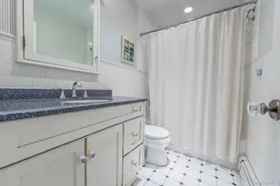19 Howland Rd, East Rockaway, NY 11518 - Photo 24