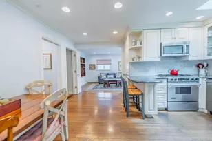 19 Howland Rd, East Rockaway, NY 11518 - Photo 8