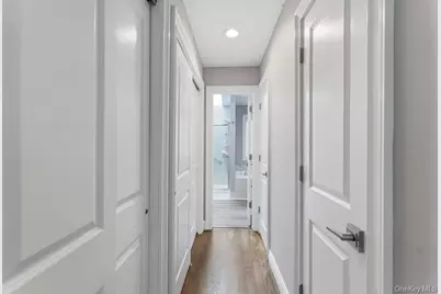 48 Chestnut Lane, Woodbury, NY 11797 - Photo 28