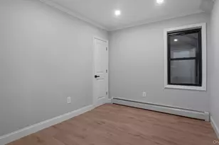 128 E 238th St, Bronx, NY 10470 - Photo 14