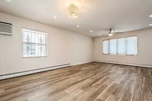 146-62 181st St, Springfield Gardens, NY 11413 - Photo 4