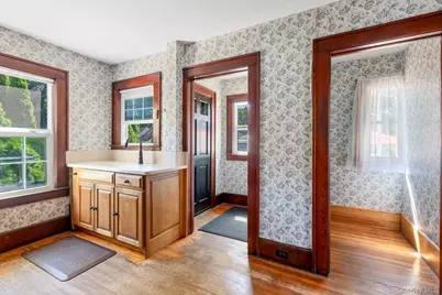 22 Ketewamoke Avenue, Babylon, NY 11702 - Photo 12