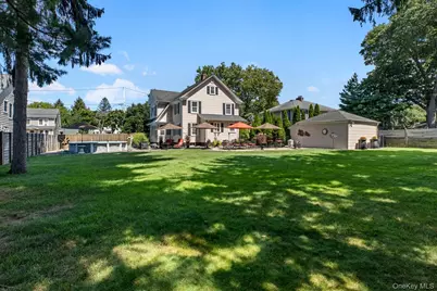 22 Ketewamoke Avenue, Babylon, NY 11702 - Photo 24