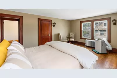 22 Ketewamoke Avenue, Babylon, NY 11702 - Photo 16
