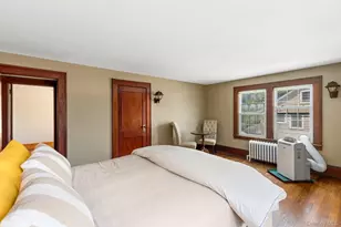 22 Ketewamoke Ave, Babylon, NY 11702 - Photo 16