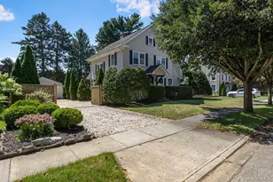 22 Ketewamoke Ave, Babylon, NY 11702 - Photo 2