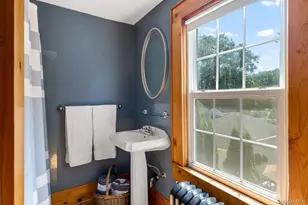 22 Ketewamoke Ave, Babylon, NY 11702 - Photo 18