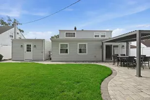 23 Needle Ln, Levittown, NY 11756 - Photo 34