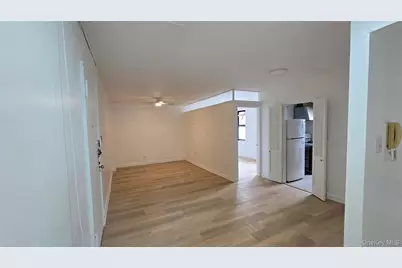 141-60 84th Road #4H, Jamaica, NY 11435 - Photo 6