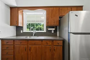 395 Uhl Ln, Orient, NY 11957 - Photo 8