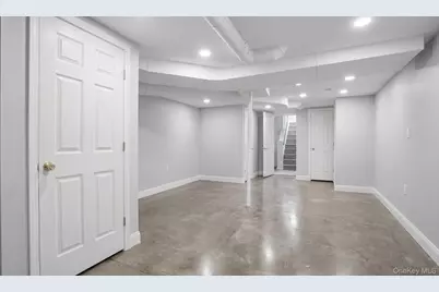 414 E 182nd Street, Bronx, NY 10457 - Photo 14