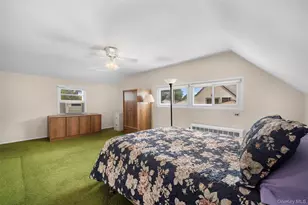 77 Pilgrim Ln, Westbury, NY 11590 - Photo 30