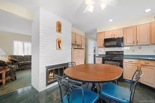 77 Pilgrim Ln, Westbury, NY 11590 - Photo 8