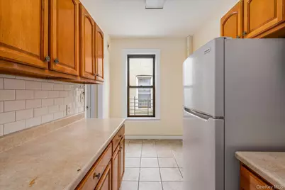 71-06 Grand Avenue #3F, Maspeth, NY 11378 - Photo 6