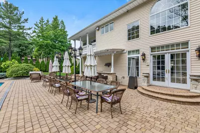 65 Threepence Drive, Melville, NY 11747 - Photo 30