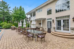 65 Threepence Dr, Melville, NY 11747 - Photo 30