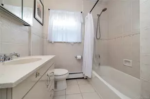 528 Stratford Rd, West Hempstead, NY 11550 - Photo 6