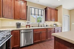 111 Jasmine Dr, Middletown, NY 10940 - Photo 10