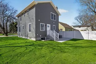2461 Third Ave, East Meadow, NY 11554 - Photo 28