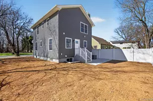 2461 Third Ave, East Meadow, NY 11554 - Photo 26