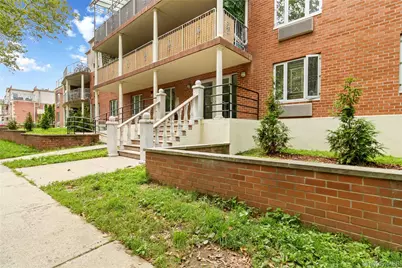 6434 Grand Central Parkway #1E, Forest Hills, NY 11375 - Photo 4