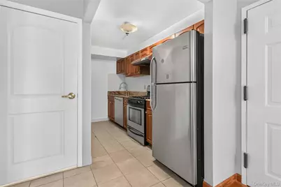 6434 Grand Central Parkway #1E, Forest Hills, NY 11375 - Photo 16