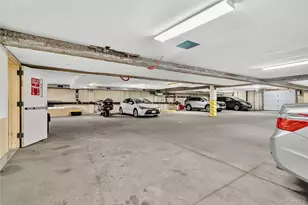 64-34 Grand Central Pkwy, Forest Hills, NY 11375 - Photo 26