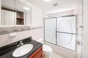 452 Ocean Ave, Central Islip, NY 11722 - Photo 18