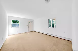 452 Ocean Ave, Central Islip, NY 11722 - Photo 16