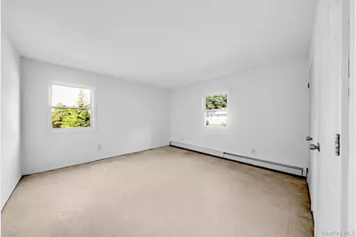 452 Ocean Avenue, Central Islip, NY 11722 - Photo 12