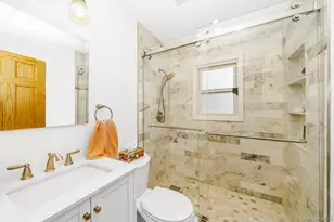 219 Leonard St, North Bellmore, NY 11710 - Photo 14