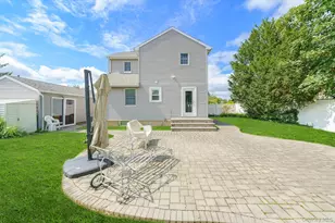 219 Leonard St, North Bellmore, NY 11710 - Photo 6