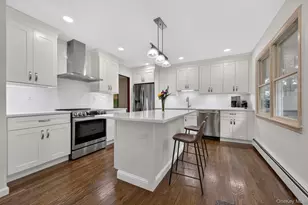 6A Rochester Ct, Huntington, NY 11743 - Photo 6
