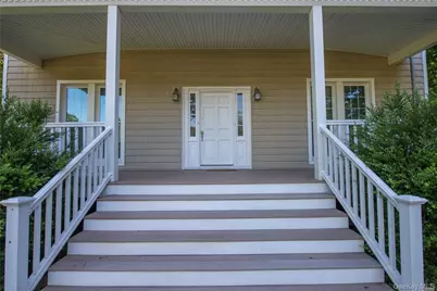 63 West Neck Road #2nd fl, Huntington, NY 11743 - Photo 14