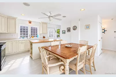 431 Dune Road, Westhampton Beach, NY 11978 - Photo 6