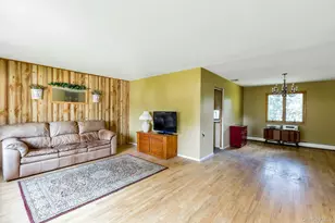 39 Alma St, Sayville, NY 11782 - Photo 4